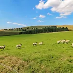 Field Barn Дом отдыха