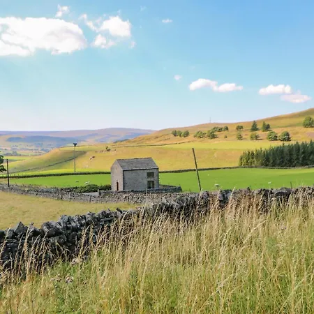 Field Barn 度假居 *